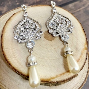 Chandelier BETTANIE Pearls Crystal Bridal Earrings Long Bridal Victorian Stylel Earrings Wedding Jewelry drop wedding bridal pearls Earrings