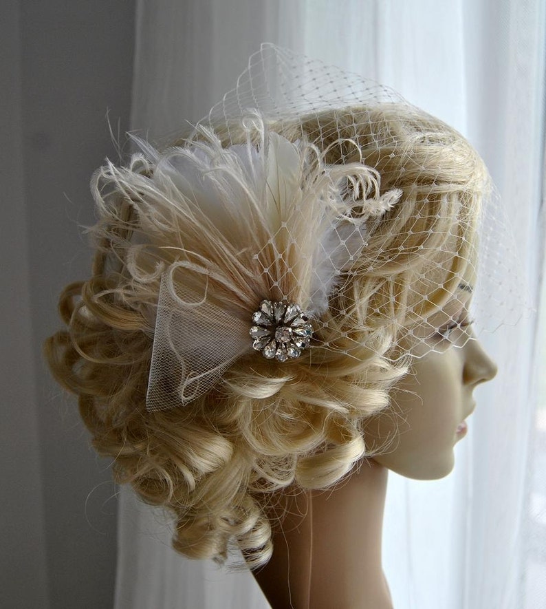 Veil and ivory fascinator Downton Abbey 1920's flapper headpiece ivory, Great Gatsby, birdcage veil set, Feather fasciantor image 1
