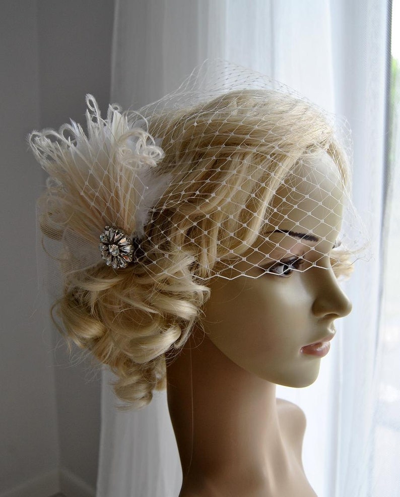 Veil and ivory fascinator Downton Abbey 1920's flapper headpiece ivory, Great Gatsby, birdcage veil set, Feather fasciantor image 3