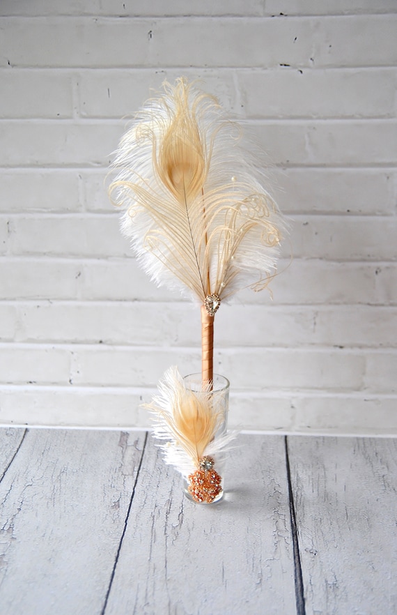 Ostrich on sale feathers ivory
