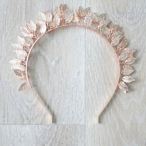 Bandeau de mariage en forme de feuille. Couronne de feuilles de déesse grecque, diadème de feuilles, diadème de mariage bohème, casque de mariage, diadème de feuilles d'or, couronne de mariée Woodland