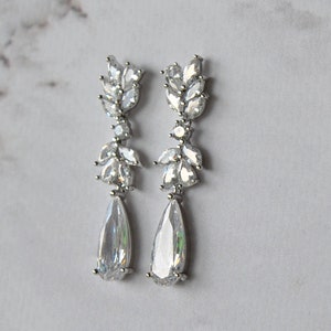 GRACIE Crystal Bridal Earrings, Wedding earrings, Long Bridal Bridesmaids earrings gift Leaf Crystal tear drop Stud Earrings Wedding Jewelry