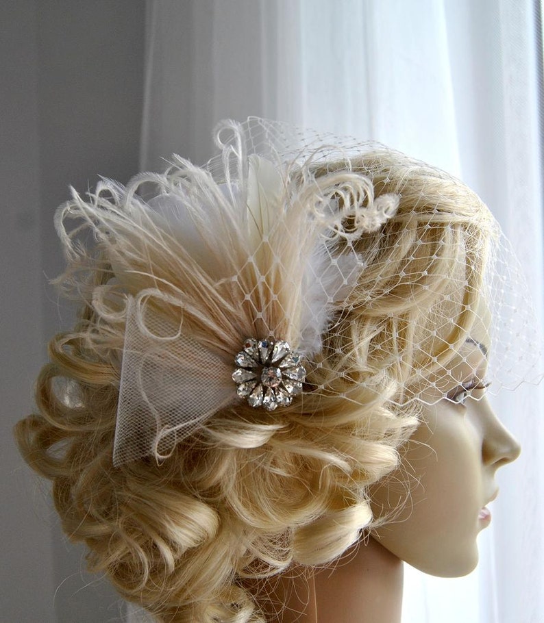 Veil and ivory fascinator Downton Abbey 1920's flapper headpiece ivory, Great Gatsby, birdcage veil set, Feather fasciantor image 2