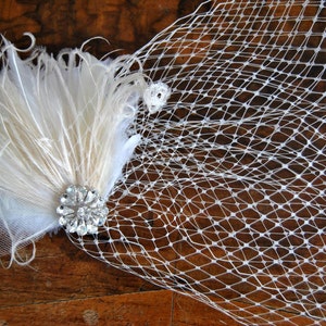 Veil and ivory fascinator Downton Abbey 1920's flapper headpiece ivory, Great Gatsby, birdcage veil set, Feather fasciantor image 5