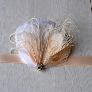 Wedding Bride Corsage Great Gatsby Wedding Wristlet Feathrs  Corsage Keepsake peacock Wrist Corsage Prom Mother Bridesmaid 1920s Corsage