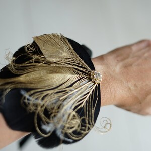 Gold Black Crystal Corsage, Gatsby 1920s Wedding Wristlet Feathrs Keepsake, Gold Feacock Wrist Corsage, Prom Mother Bridesmaid Corsage gift