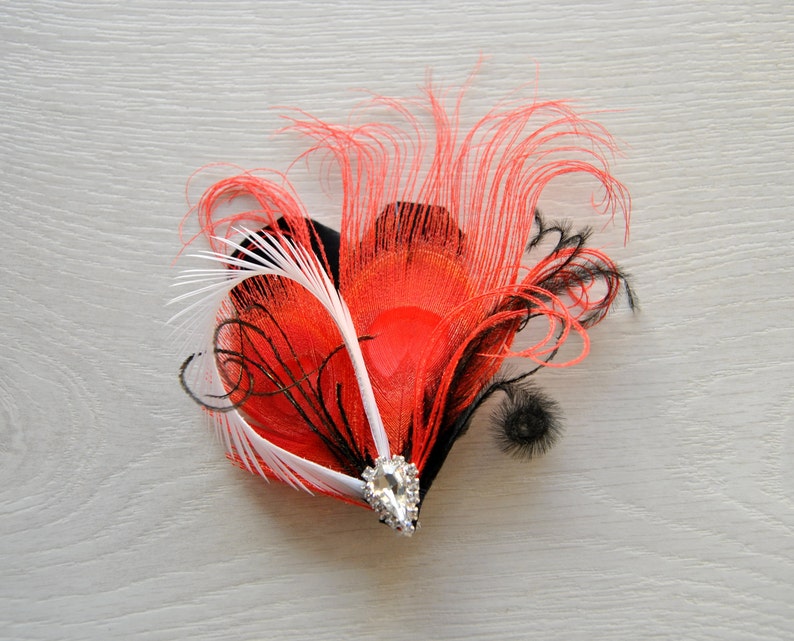 Ivory Peacock Feather Hair Clip HEART in Black Red Feather Fascinator Rhinestone Headpiece christmas Hair piece