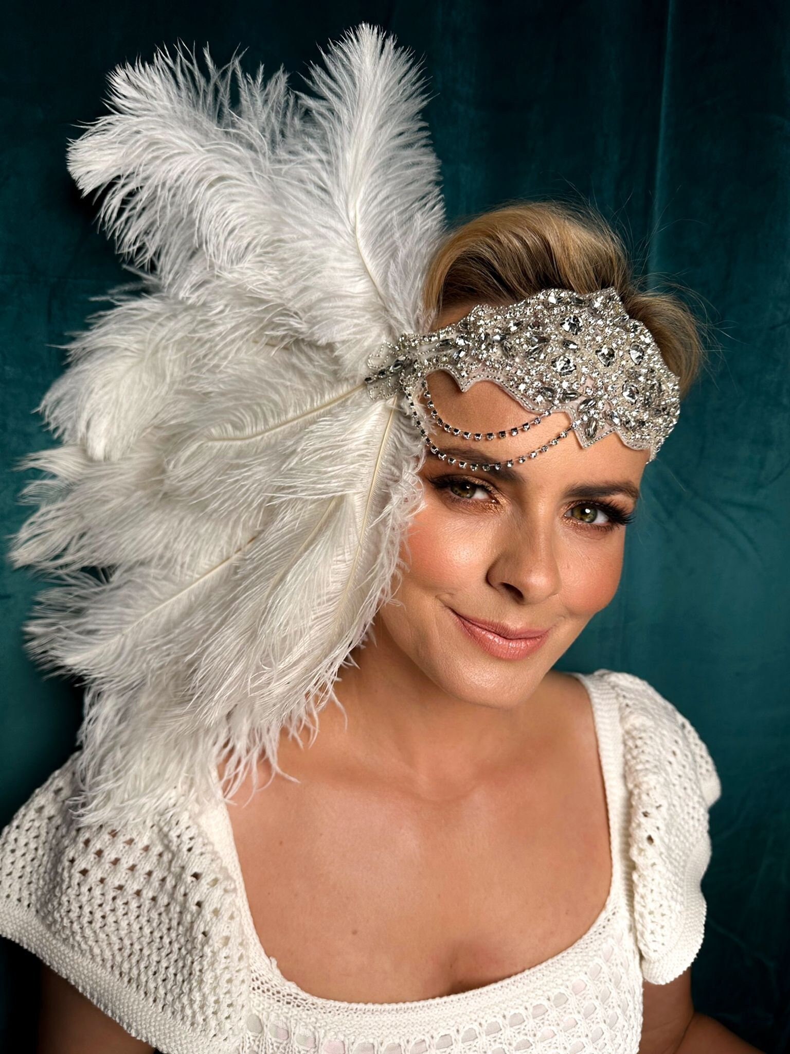 White Feather Headpiece 1920s Carnival Festival Flapper  display picture 3