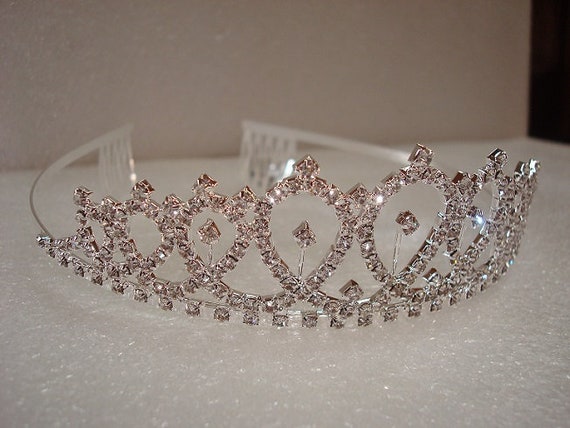 Beautiful White Crystal Silver Wedding Tiara / We… - image 3