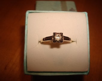Vintage 1930s Style 14K Solid Yellow Gold Ring With Genuine Diamond Size 6