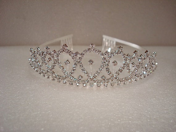 Beautiful White Crystal Silver Wedding Tiara / We… - image 1