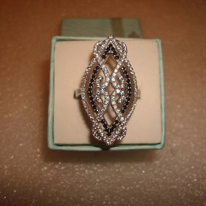 Unique Diamond Cut White Sapphire And Black Onyx 925 Sterling Silver Open Filigree Ring Size 8