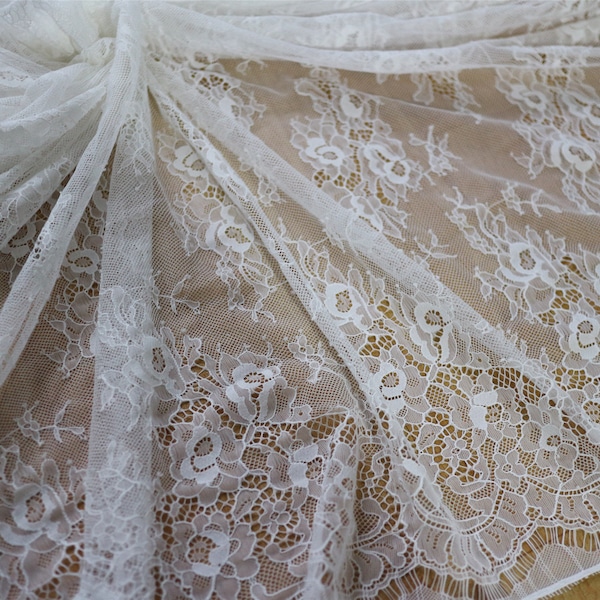 Tissu de dentelle de Chantilly en ivoire, tulle crème pour robes de mariée, mantille, voiles d'ivoire clair, vente de dentelle de cils par yard