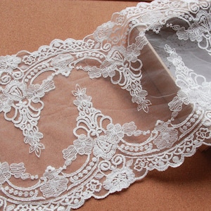 white embroidered lace, vintage lace trim, scollaped trim lace, antique lace, embroidered gauze lace fabric, 9inches skirt edges