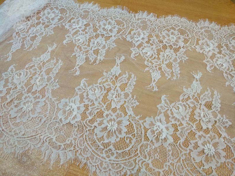 Chemin de table dentelle 4