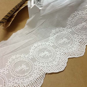 Antique lace fabric Floral Cotton Lace Trim, white Cotton Lace Trim, Floral Lace for Girls, Women, Clothings / Lace supply (1yard)-LLCF005