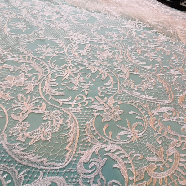 Lace fabric in off white,dress lace ,wedding lace ,grass and flower embroidery lace