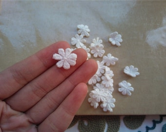 50pcs 1.5CM diameter white flower applique,DIY 7-petals lace appliques-LSA0001