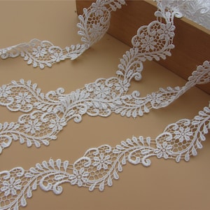 4cm White lace trim for DIY sewing,white circle lace trimming,flower hollow up trim-LLPT011