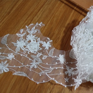 3D Lace Trim ,Wedding Lace trimming,off white Floral Embroidered Retro Lace 20cm Wide