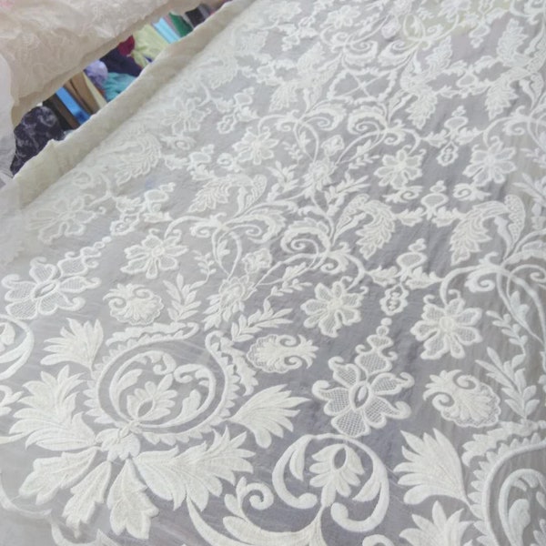 Broderie sur tissu de soie blanc cassé, dentelle en mousseline de soie froissée blanc cassé, tissu pour robe de mariée