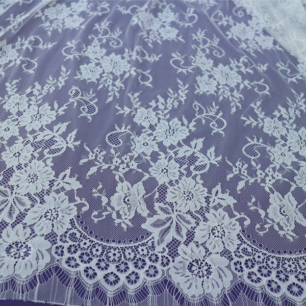 ivory Chantilly lace,eyelash Lace ,Chantilly lace,Lace,Lace fabric,lace trim,レース,dentelle,Spitze,encaje, eyelash lace