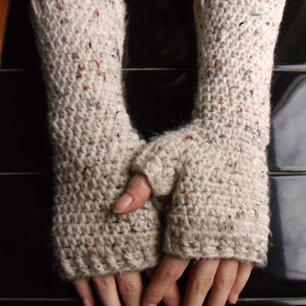 CROCHET PATTERN - Fitted Fingerless Mitts