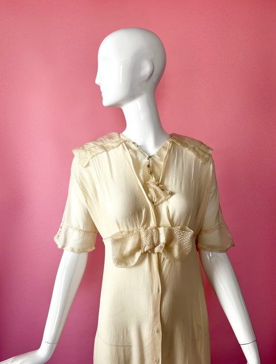 The Zelda Gown; 1920s Ivory Buttercream Silk Lawn… - image 1
