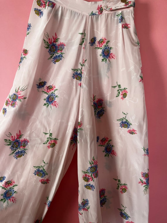 1940s Pastel Floral Silk Lounge Pants - image 4