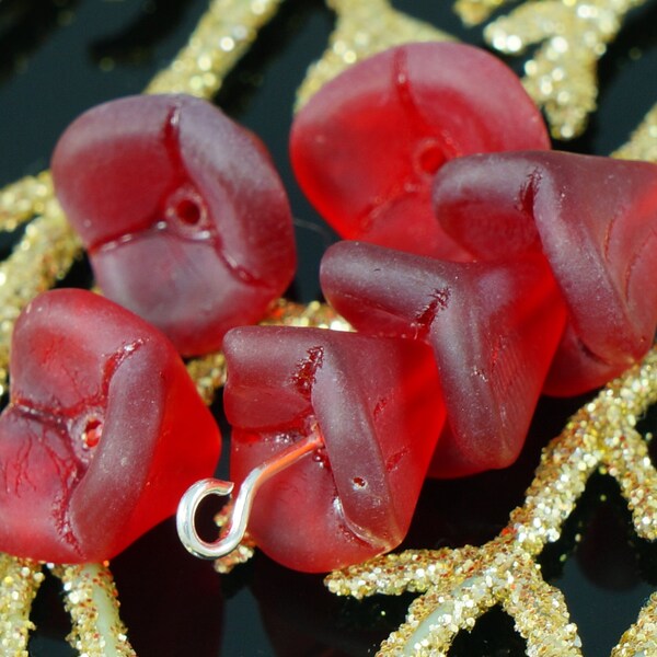 Rojo mate de Cristal checo de la Campana de la Flor de las Perlas de Lirio Del Valle, Flor de Casquillos de 9mm x 12mm 18pcs