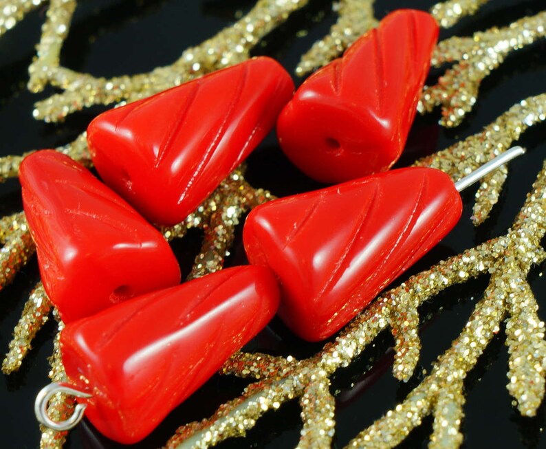 Opaque Red Czech Glass Icicle Beads Long Teardrop Beads Spike Cone Halloween Christmas 15mm x 9mm 8pcs