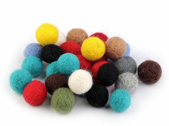 Wool Felt Balls, 3cm diameter, Red, hand made Felted Sheep's Wool