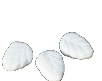 Blanco opaco Vidrio de la Hoja de Cuentas checa de la Hoja de Cuentas de la Hoja de Bolas Exclusivos Tallados de la Hoja de Bolas Blancas de