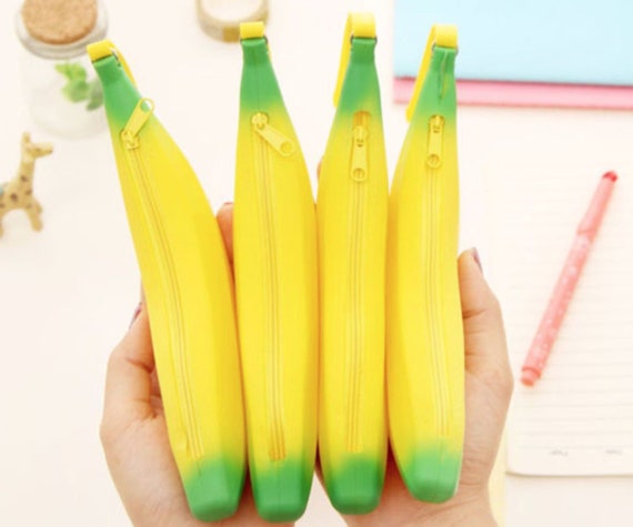 1pc Yellow Banana Silicone Pencil Case Kids Gift, Fruit Pen Bags, Children  Purse ,storage Organizer, Pouch With Zipper, School Supply, -  Israel