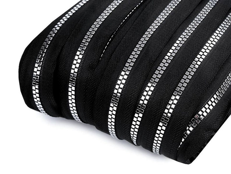 continuous zipper pouch
