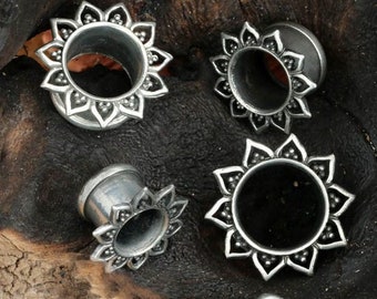 Hand crafted flower tunnel, Gauged Earring,  silver colour available, price by piece, brass tunnel, plug, silver tunnel