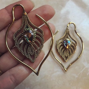 abalone shall brass earrings for dilated ears, weight earrings, earrings with shell marine colors, eargauges earrings, hoops, body jewelry