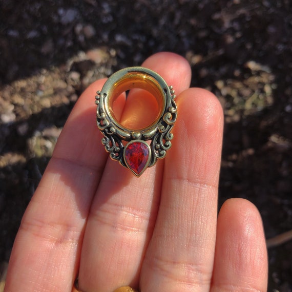 Garnet ear plugs deals