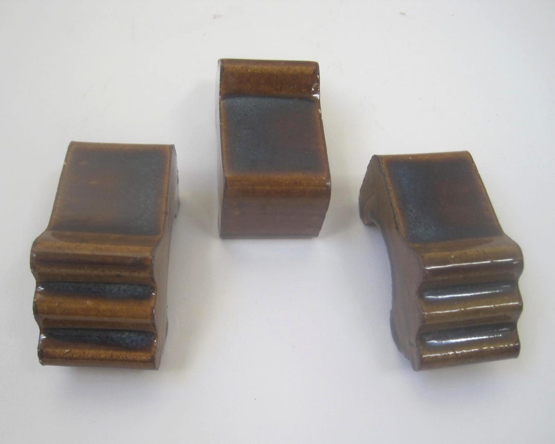 Glazing Riser 3 Glazed Ceramic Flower Pot Feet/risers, 3.25