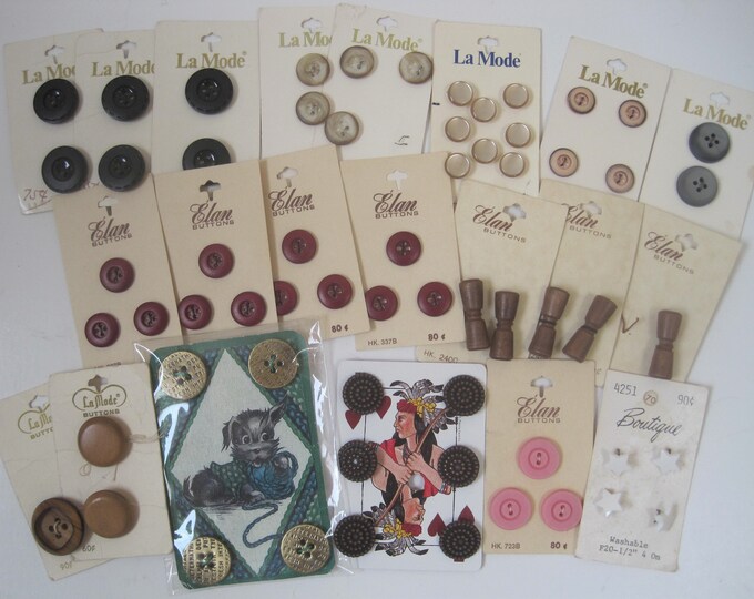 Sewing Buttons & Toggles Collection Mixed Vintage 1960s1970s on Cards