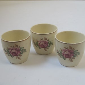 3 J & G Meakin Egg Cups, 2 Oz., Pink Roses w/ Gold Trim on Cream Background, Vintage, Made in England