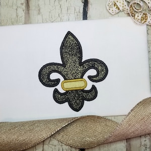 Fleur de Lis Machine Applique Design