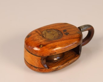 Antike hölzerne Seilrolle vintage Blockrolle Nautik Deko Maritim alt