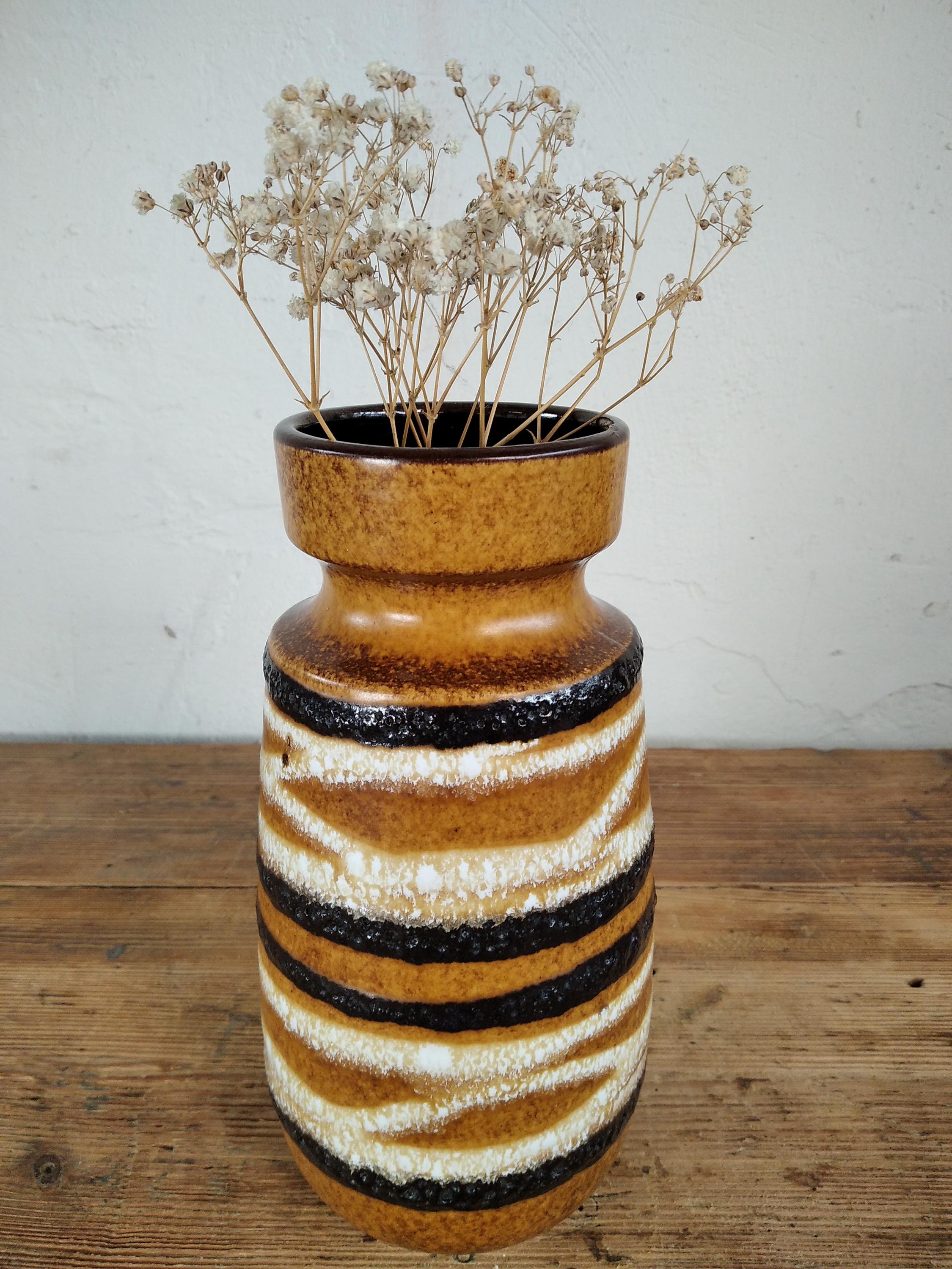 ヴィンテージ西ドイツの花瓶 – Braune Fat Lava Keramik mit