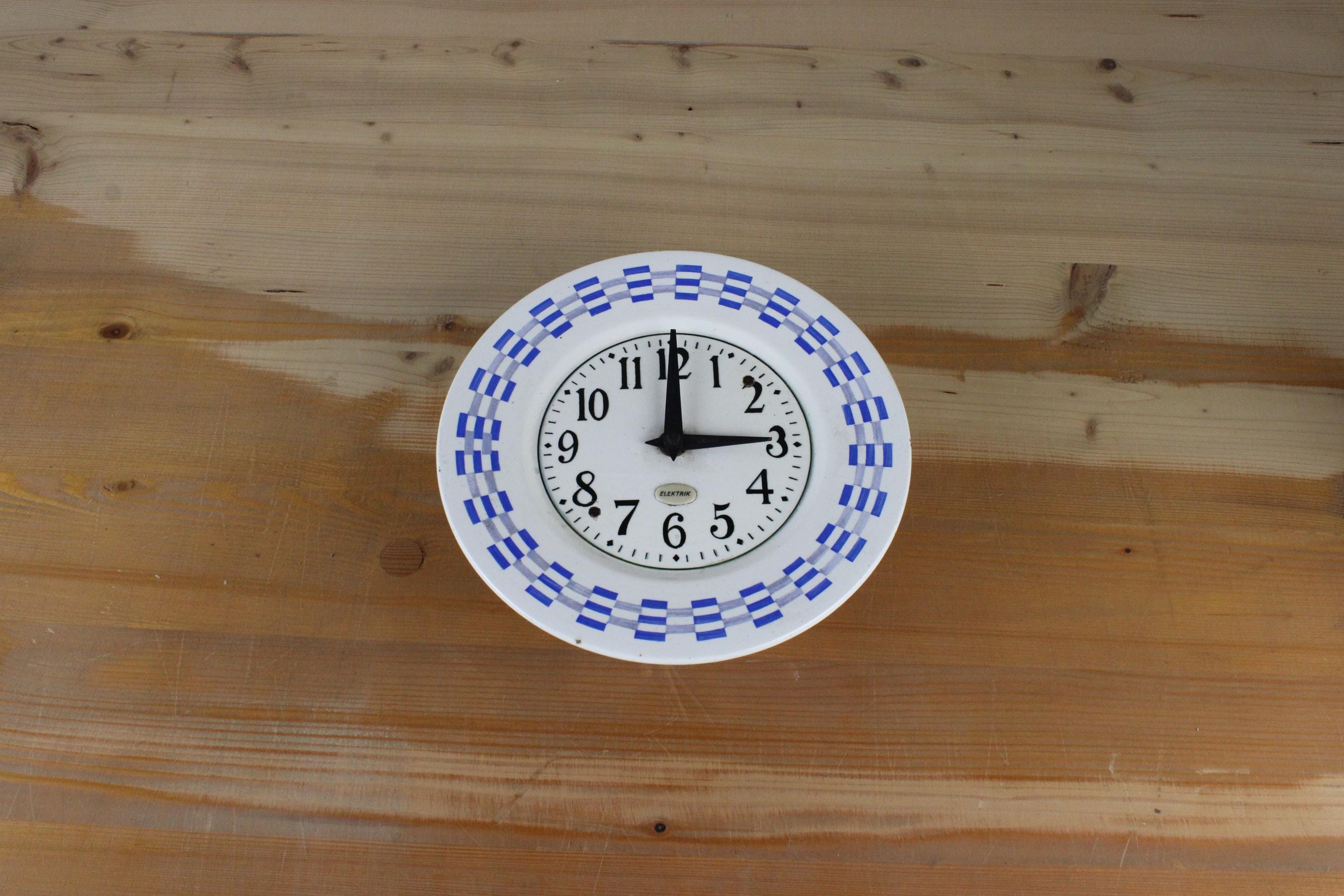 Vintage Hettich Clock - Etsy