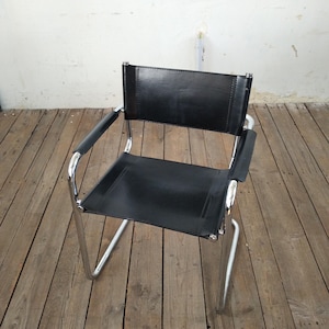 Antiker Vintage Stuhl in Thonet Nachbau – Schwarzes Leder & gebogener Holzrahmen – Designklassiker 60er/70er Jahre – Höhe 79 cm