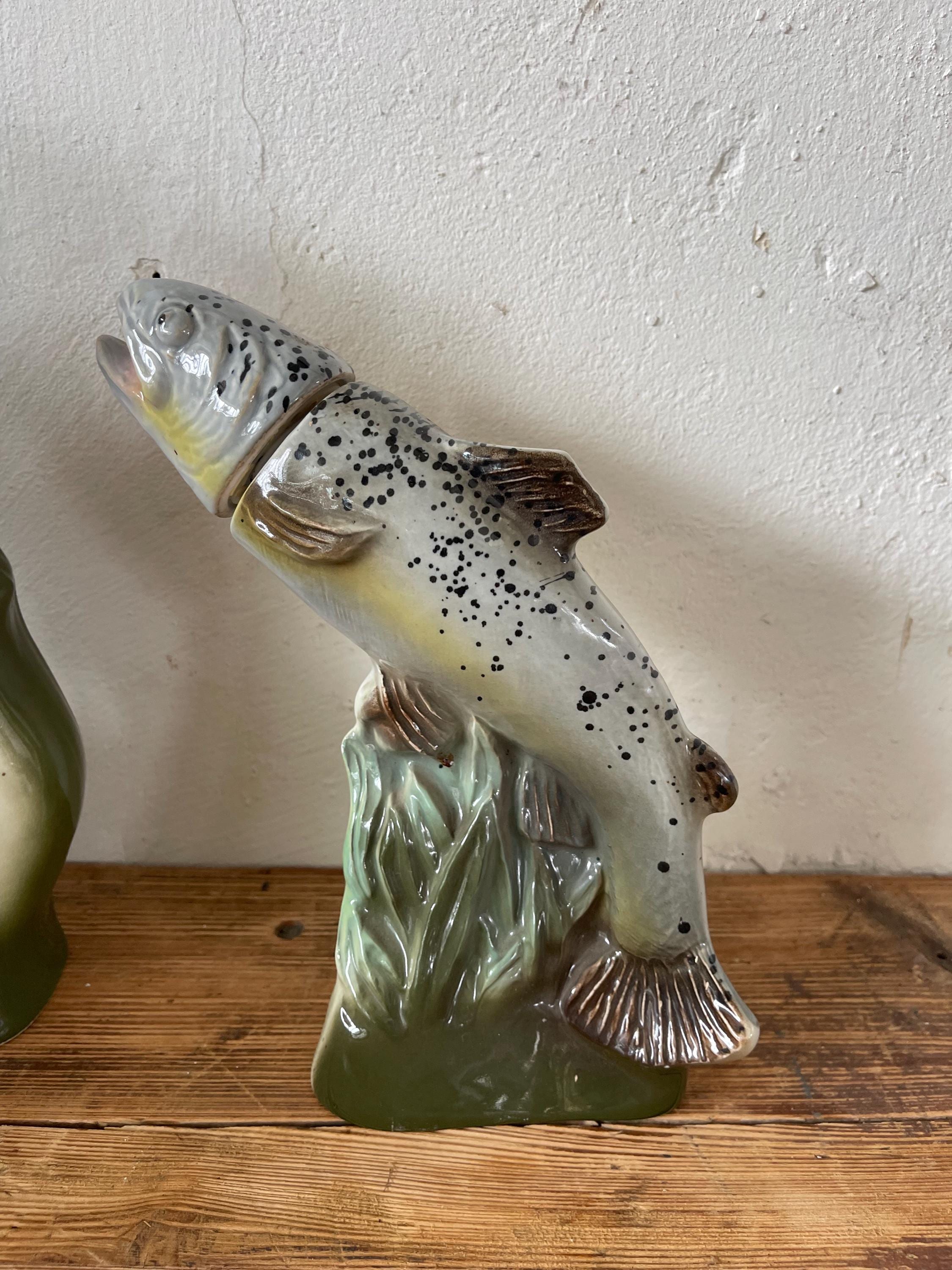 1976 JIM BEAM TROUT Fish Decanter Hall of Fame Fishing Hayward