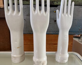 Vintage Keramik Handform aus Handschuhfabrik / Industrie Mold / Schmuckhalter Dekoobjekt / Keramik Hand Industrie Design