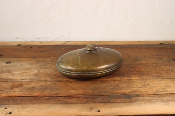 Vintage Hot-Water Warmer • Vintage Wärmflasche Metall • Höhe 8 × Breite 26 cm