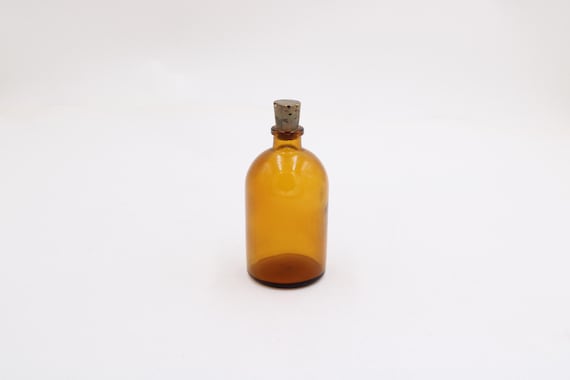 Antike Apotheker-Flasche aus Braunglas · Vintage Medikamenten-Behälter H ≈ 10 cm · B ≈ 5 cm · leer S9